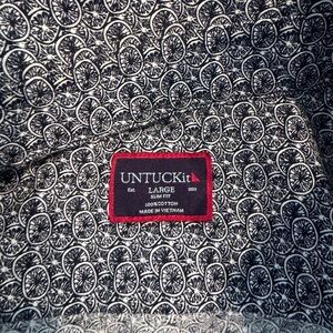 UNTUCKit Black and White Patterned Shirt